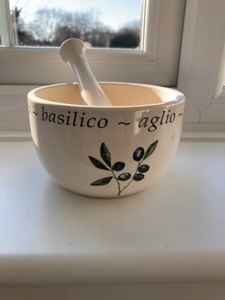 Photo of free Pestle and mortar (Solihull, B90 4) #1