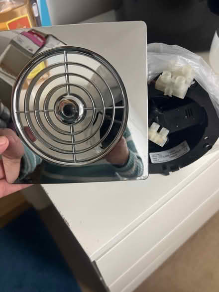 Photo of free Bathroom extract fan (croydon) #2