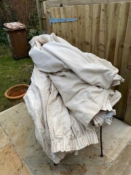 Photo of free Pair of heavy curtains (Summertown OX2) #1
