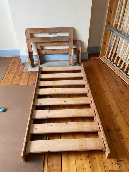 Photo of free Single wooden bed (Stoke Newington N16) #1