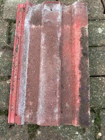 Photo of free Redland roof tiles - 100+. Weathered (Bernards Heath AL1) #2