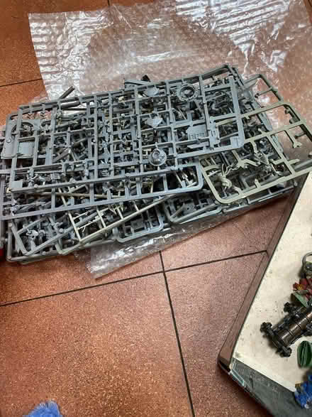 Photo of free Warhammer stuff, still to be assembled/painted (Summertown OX2) #3