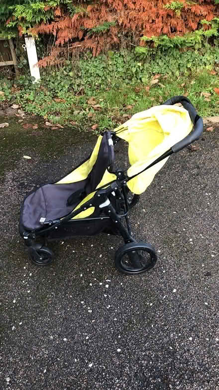 Photo of free Dolls pushchair Mamas and Papas (Baldock SG7) #2