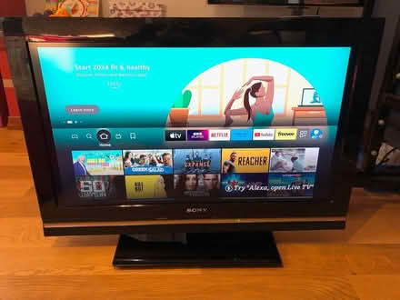 Photo of free 32" Sony TV (Baldock SG7) #1