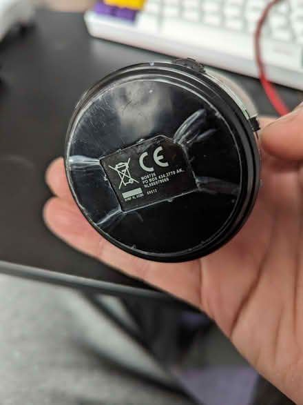 Photo of free Old Bluetooth speaker (Newbury, RG14) #2