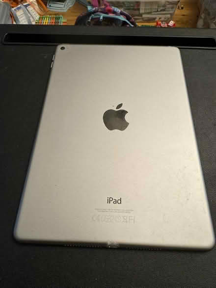 Photo of free IPad Air 2 - Wi-Fi, 128GB (Hillingdon UB10) #4