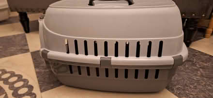 Photo of free Cat/small animal carrier (Mansfield NG18 2) #2