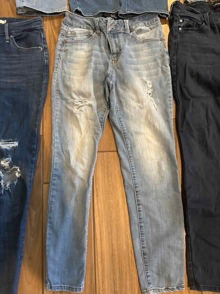 Photo of free Women’s size 6/8 (28/29) jeans (Southwest norman) #3