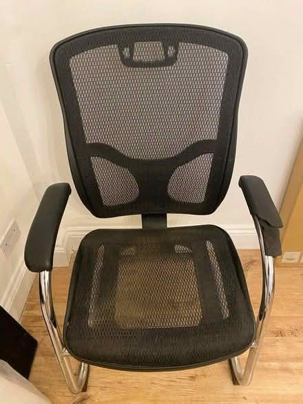 Photo of free Office chair (BR2 near Bromley South Station) #1