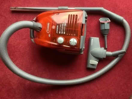 Photo of free Vacuum Cleaner (Silverstone) #1