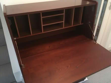 Photo of free Bureau unit (Wallingford) #2