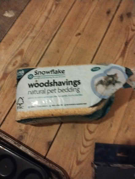 Photo of free Open packet of wood shavings (Croydon) #1
