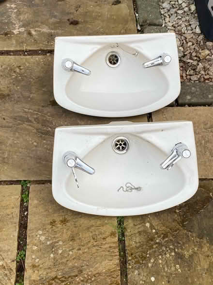 Photo of free 3 sinks and 2 children’s toilets (Bolton Le sands) #2