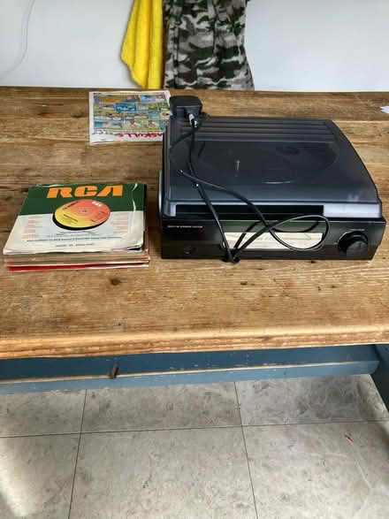 Photo of free Basic record player and singles (CB3) #1