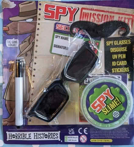 Photo of free Spy mission kit toy set. (Langdon Hills SS16) #1