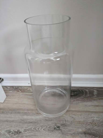 Photo of free 34cm High Vase (ST7) #1