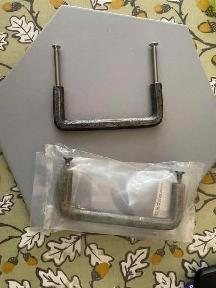 Photo of free 4x 4” handles, plus additional (Upper Walthamstow) #2