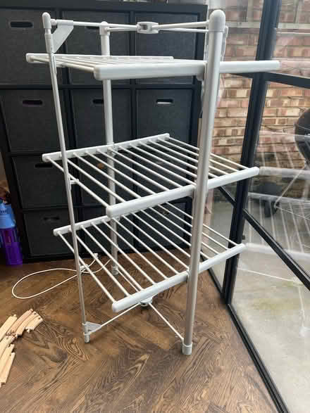 Photo of free Drying rack (SE24) #2