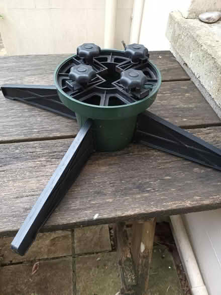 Photo of free Christmas tree stand (Old Road OX3) #1