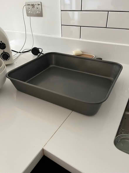 Photo of free Roasting tin (OX2 (North Oxford)) #1