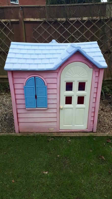 Photo of free Wendy House (Shelton SY3) #1