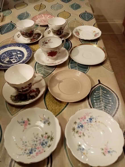 Photo of free Cups and saucers (Horsforth LS18) #1
