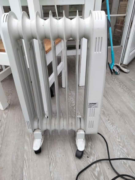 Photo of free Radiator heater (Paddock Wood TN12) #2