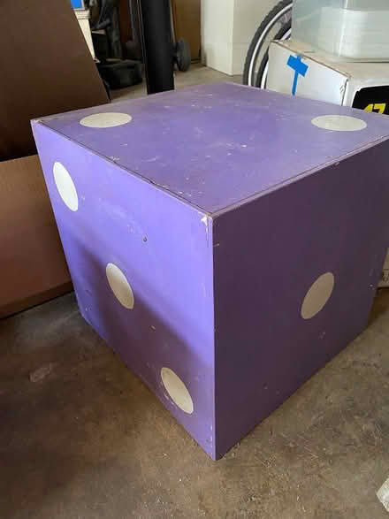 Photo of free Wooden cube painted like a die (Redmond) #2
