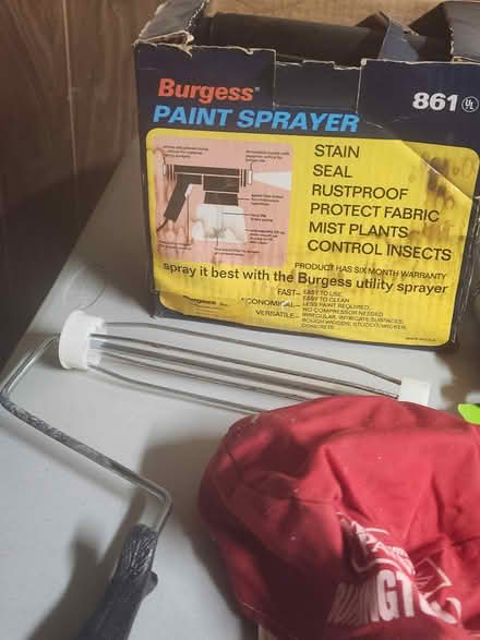 Photo of free painting supplies (Burlington) #2