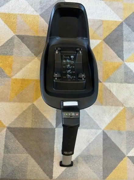 Photo of free Car base for children's car seat (NW9) #2
