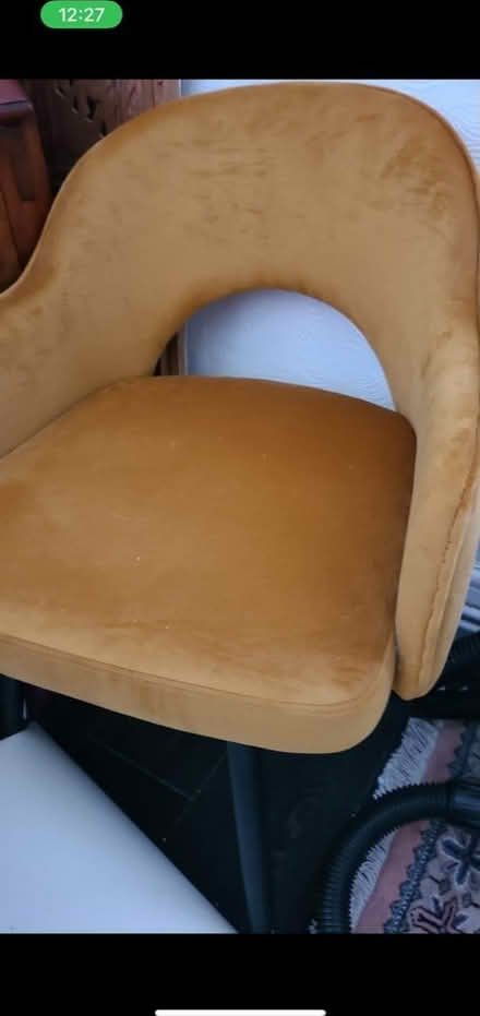 Photo of free 2x yellow velvet chairs (Archway N19) #1
