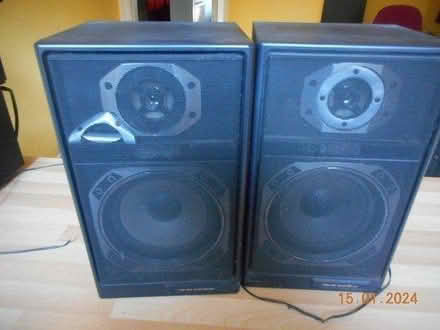 Photo of free Toshiba Hifi system for spares (Broomhill, G11) #3