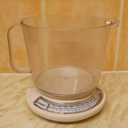 Photo of free Kitchen Scale (High Knightswood G13) #1