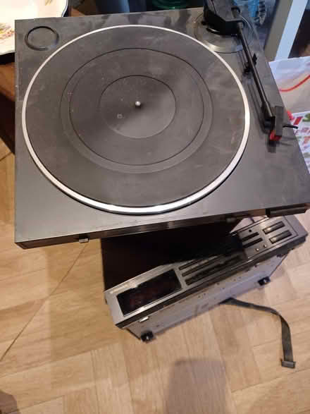 Photo of free record player speakers (B63 halesowen) #3