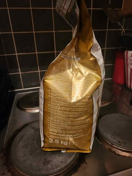 Photo of free Dry cat food (SO15) #2
