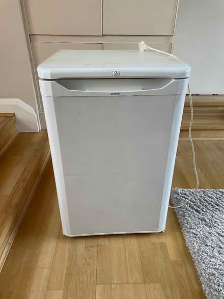 Photo of free Indesit counter fridge (Hendon NW4) #3