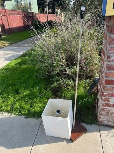 Photo of free Floor lamp (Oakland) #1