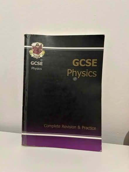 Photo of free GCSE Physics Revision Book (OL4) #1
