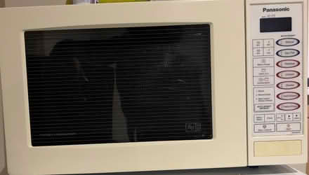 Photo of free Microwave (Kingston upon Thames) #1