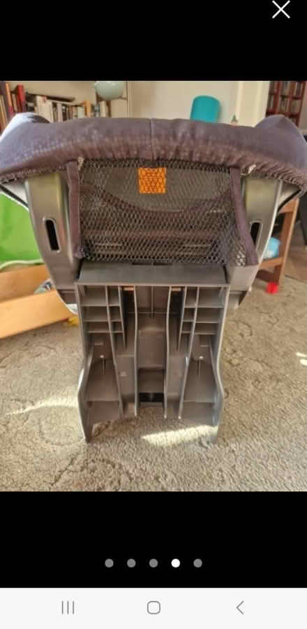 Photo of free Britax car seat (BN2) #4