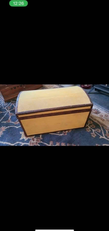 Photo of free Giant pillow puffe and yellow box (Archway N19) #1