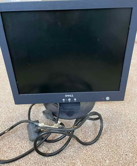 Photo of free Dell computer monitor (Pontfaen/Forge SY20) #1