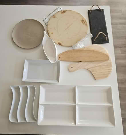 Photo of free Kitchen platters etc (BR5) #1