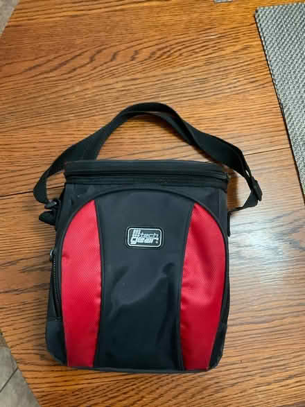 Photo of free Small lunch bag (Baseline & Merivale) #2