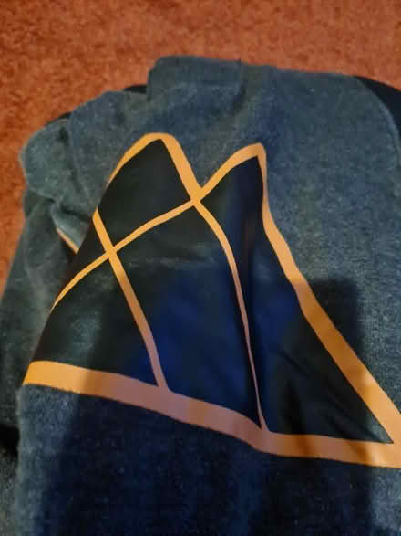 Photo of free Men's clothing large (TW16) #3