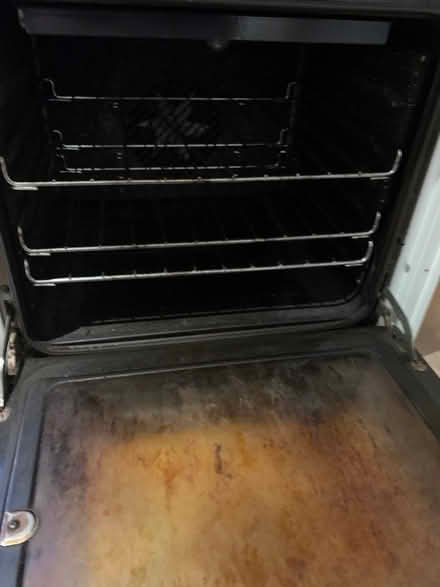 Photo of free Double-oven, wall mounted. (Hellingly BN27) #2
