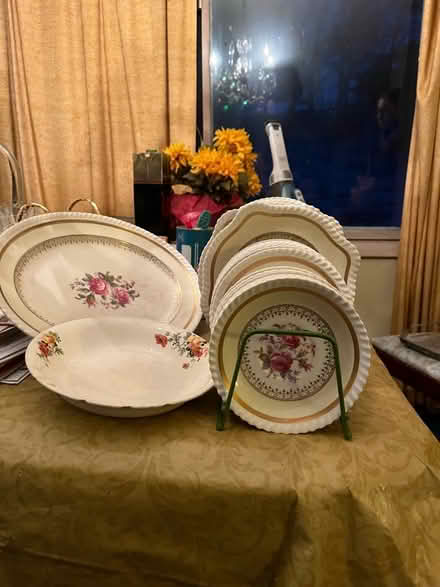 Photo of free Plate and dish set from England (7 Hills) #2