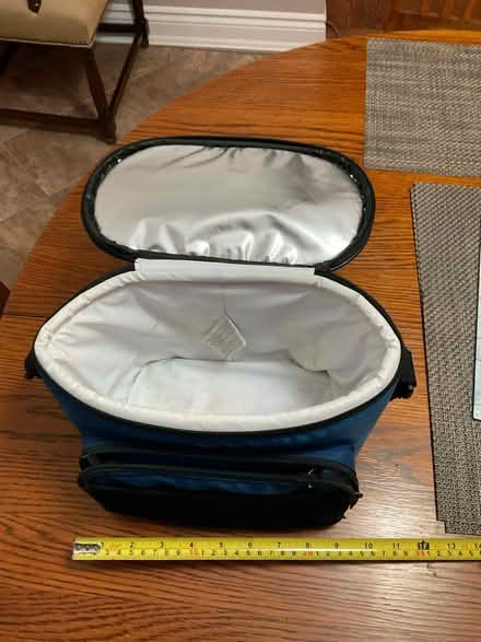 Photo of free Lunch Bag (Baseline & Merivale) #1