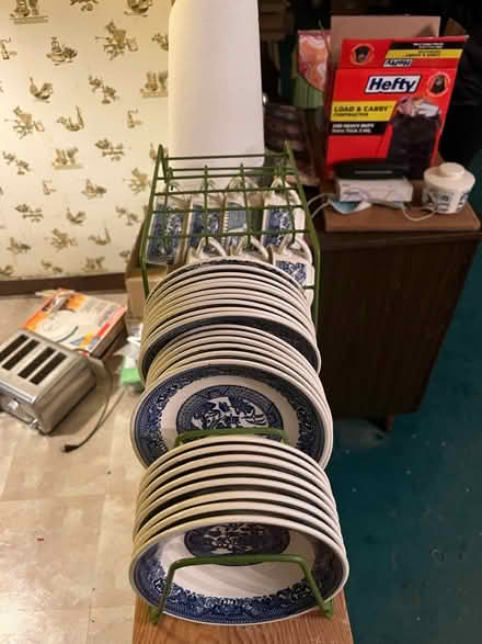 Photo of free Dish and cup set (7 Hills) #2