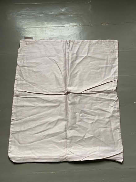 Photo of free Cushion cover (Barnsbury N1) #2